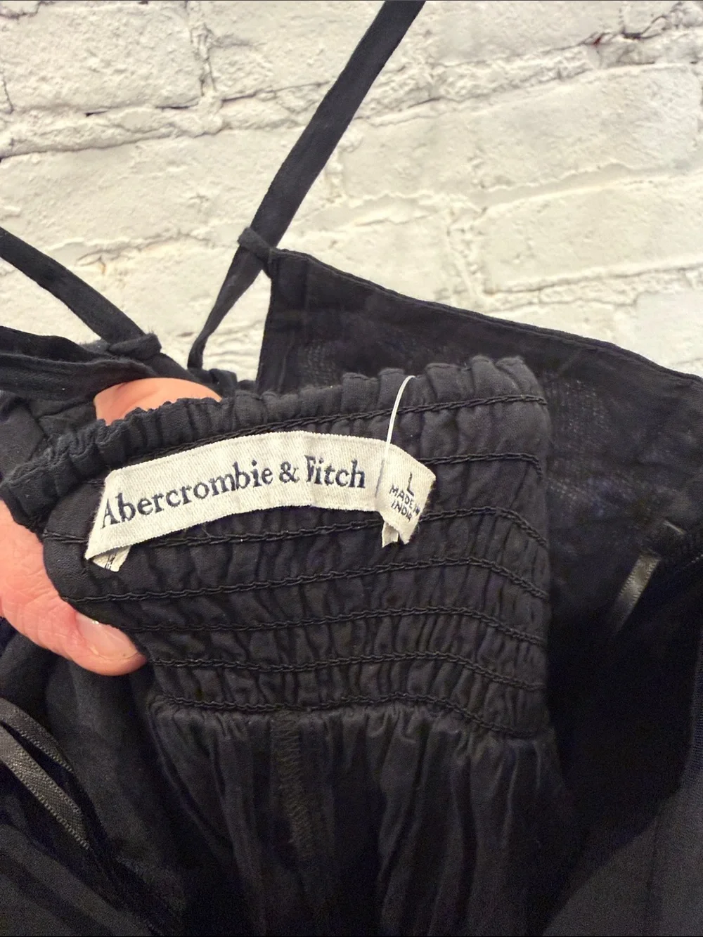 Abercrombie & Fitch Black V‑Neck Spaghetti Strap Maxi Dress